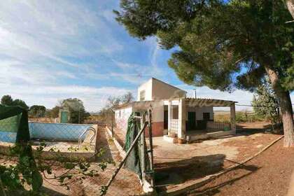 Country house for sale in Yecla, Murcia. 