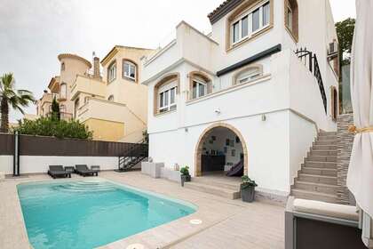 House for sale in Orihuela, Alicante. 