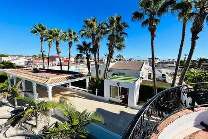 House for sale in Torrevieja, Alicante. 