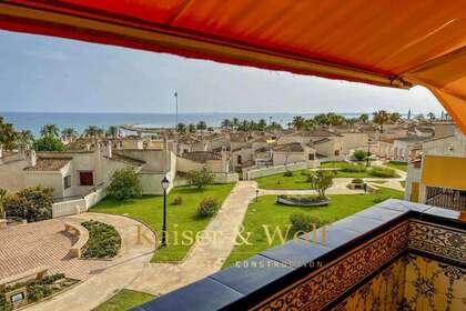 Flat for sale in Santa Pola, Alicante. 