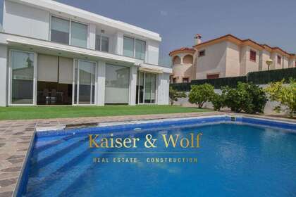 House for sale in San Fulgencio, Alicante. 