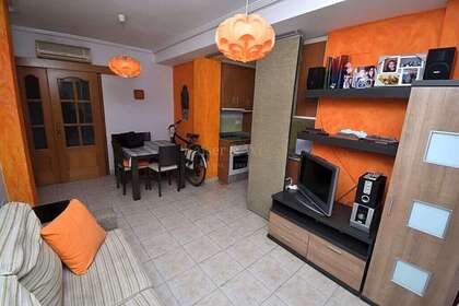 Flat for sale in Santa Pola, Alicante. 