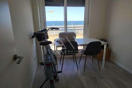 Flat for sale in Badalona, Barcelona. 