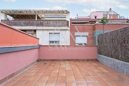 Flat for sale in Barcelona. 