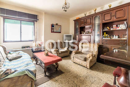 Flat for sale in Burgos. 