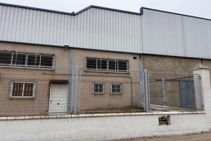 Commercial premise for sale in Almendralejo, Badajoz. 