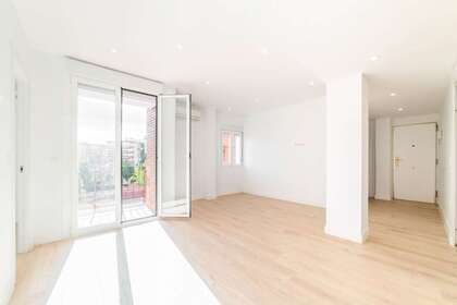 Flat for sale in Madrid. 