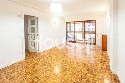 Flat for sale in León. 
