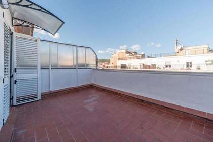 Penthouse for sale in Barcelona. 