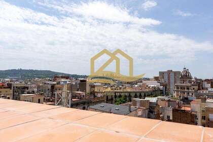 Flat for sale in Barcelona. 