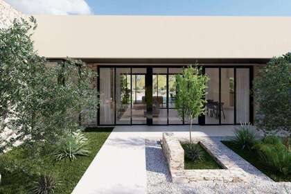 House for sale in Yecla, Murcia. 