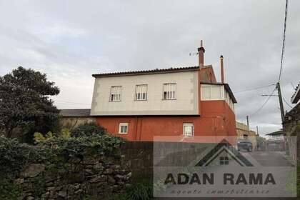 Casa venta en Vilanova de Arousa, Pontevedra. 