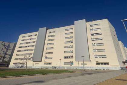 Flat for sale in Sevilla. 