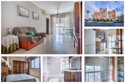 Flat for sale in Sevilla. 