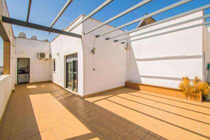 Penthouse venda em Sevilla. 