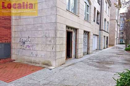 Locale commerciale vendita in Santa Cruz de Bezana, Cantabria. 
