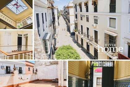 Maison de ville vendre en Sevilla. 