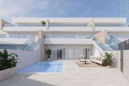 Maison de ville vendre en Pilar de la Horadada, Alicante. 