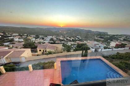 House for sale in Benitachell/Poble Nou de Benitatxell (el), Alicante. 