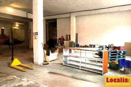 Locale commerciale vendre en Torrelavega, Cantabria. 