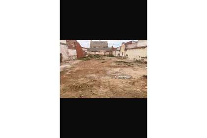 Městský pozemek na prodej v Tomelloso, Ciudad Real. 