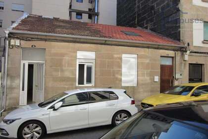 Haus zu verkaufen in Vigo, Pontevedra. 