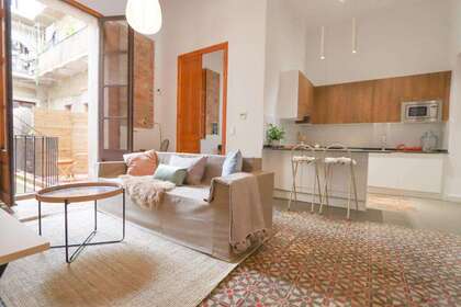Apartment zu verkaufen in Barcelona. 