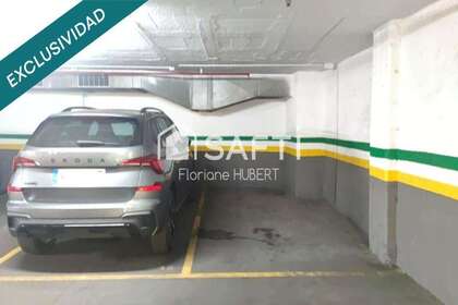  na prodej v Barcelona. 