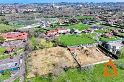 Urban grund til salg i Gijón, Asturias. 