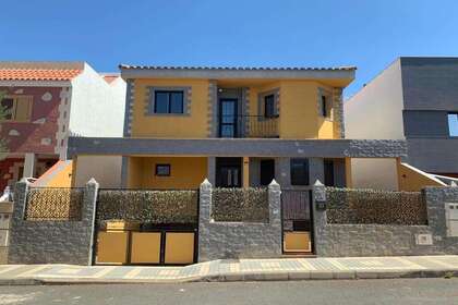 Haus zu verkaufen in Agüimes, Las Palmas, Gran Canaria. 