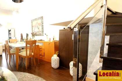 Duplex for sale in Palencia. 