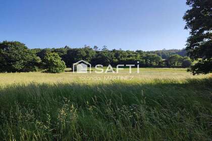 Urban plot for sale in Santiago de Compostela, La Coruña (A Coruña). 