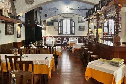 Commercial premise for sale in Pineda de Mar, Barcelona. 