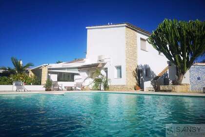 Haus zu verkaufen in Dénia, Alicante. 