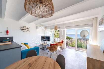 Apartamento venta en Canyelles Almadraba (Roses), Girona. 