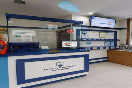 Handelspanden verkoop in Vigo, Pontevedra. 