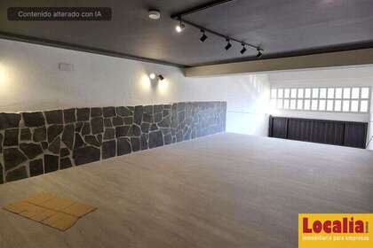 Handelspanden verkoop in Maliaño, Cantabria. 