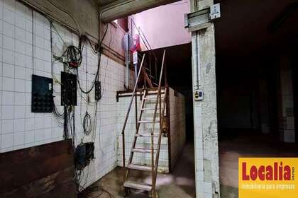 Handelspanden verkoop in Santander, Cantabria. 