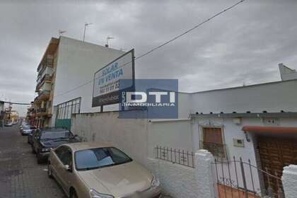 Plot for sale in Sevilla. 