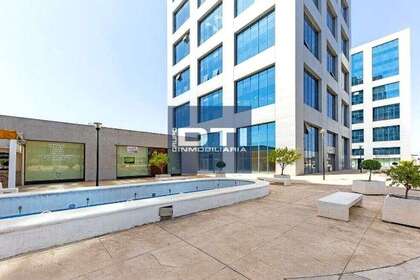 Kanceláře na prodej v Sevilla. 