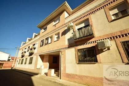 Flat for sale in Lominchar, Toledo. 