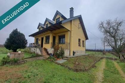 Casa venta en Carracedelo, León. 