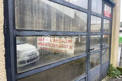 商业物业 出售 进入 Santiago de Compostela, La Coruña (A Coruña). 