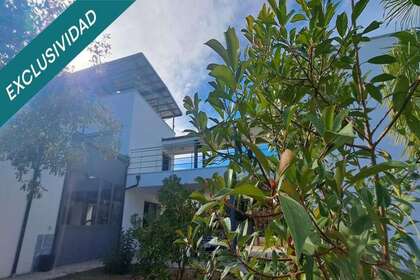 Maison de ville vendre en Cacabelos, León. 