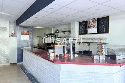 Kommercielle lokaler til salg i Malgrat de Mar, Barcelona. 