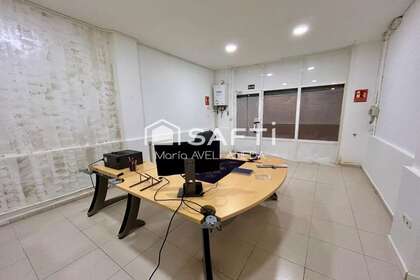 Commercial premise in San Andrés del Rabanedo, León. 