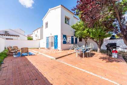 Klynge huse til salg i Canyelles Almadraba (Roses), Girona. 