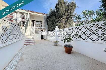 Klynge huse til salg i Empuriabrava, Girona. 