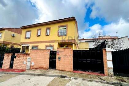 Huizen verkoop in Casar de Escalona (El), Toledo. 