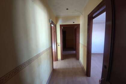 Flat for sale in Consuegra, Toledo. 